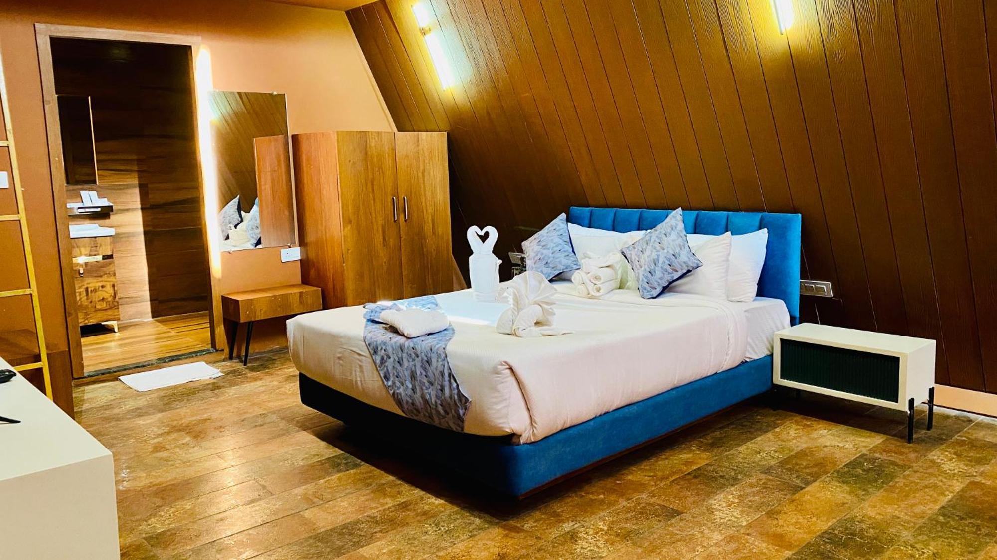 Anantara Club And Resort, Уджайн Екстериор снимка